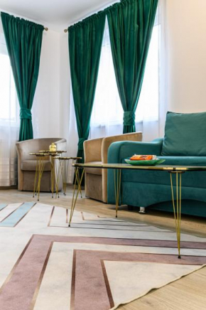 Grandis Residence Luxury Apartment